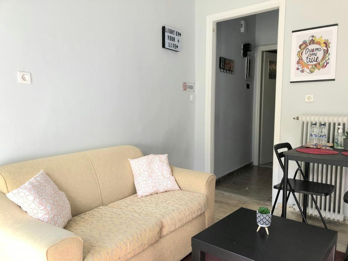 Lysandros Comfortable Apartments In Athens, Near The Metro Екстер'єр фото