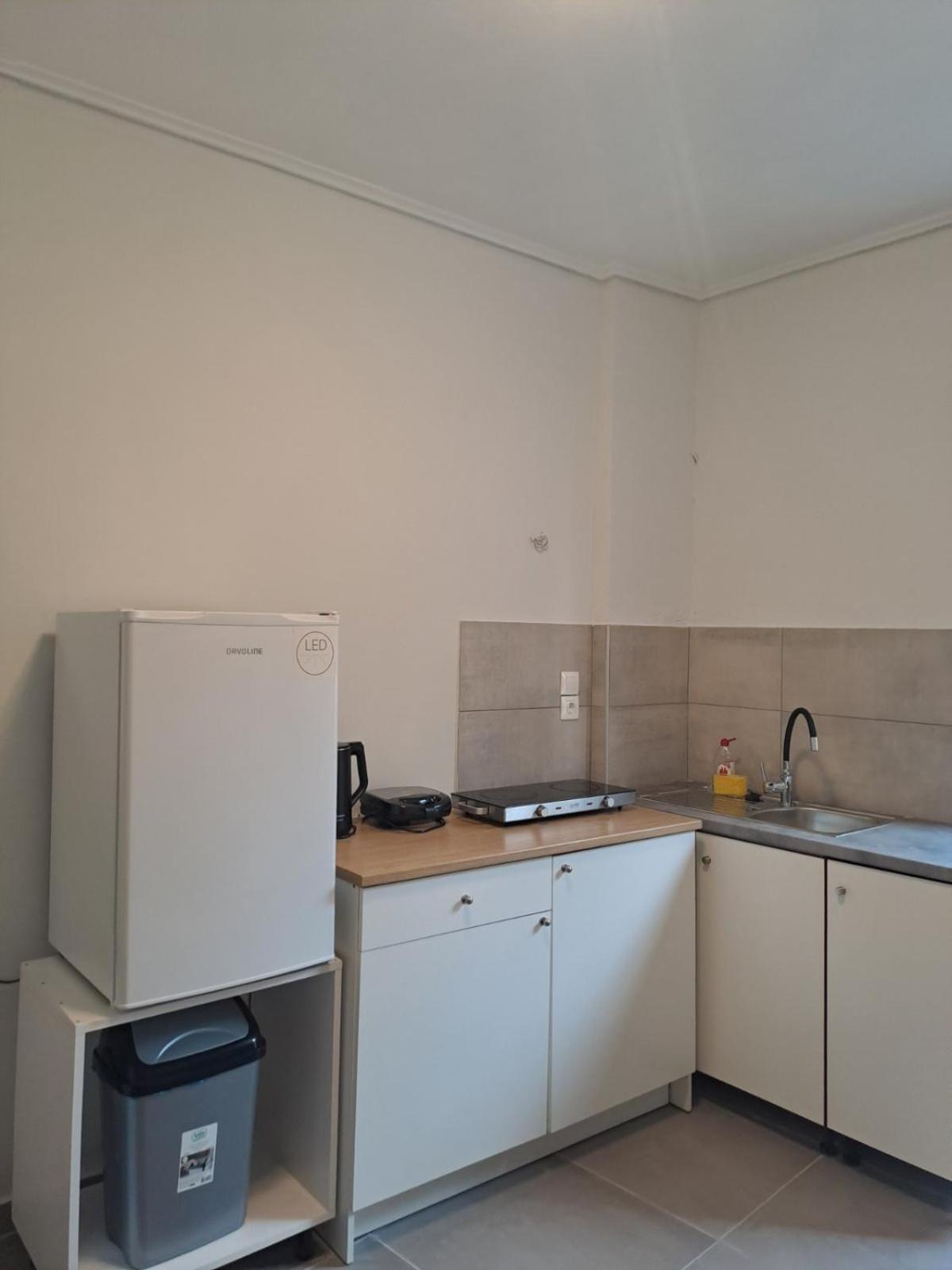 Lysandros Comfortable Apartments In Athens, Near The Metro Екстер'єр фото